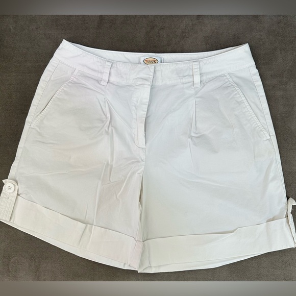 Talbots Pants - Talbots White Shorts- Size 10 Petite